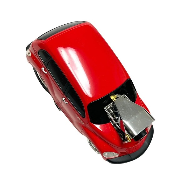 Vintage 2001 Funline Red PT Cruiser Muscle Machine Die-cast Car 1/18 - Picture 6 of 10